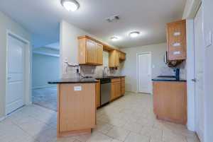 802 Fisher St (9)