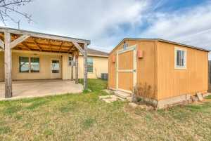 802 Fisher St (24)