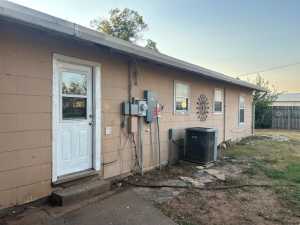 812 Commerce St (12)
