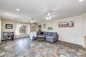 3102 Sierra Dr (23)
