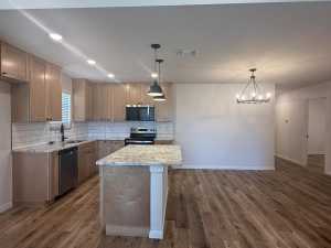 6107 Valley Pine Dr (7)