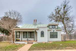 501 N Broadway St (39)