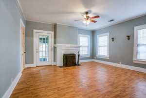 501 N Broadway St (20)