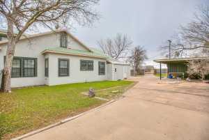 501 N Broadway St (28)