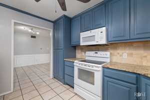 3109 College Hills Circle (10)