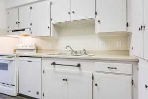 2490 - C University Ave (7)