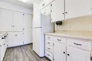 2490 - C University Ave (9)