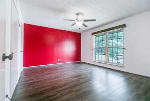 2490 - C University Ave (13)