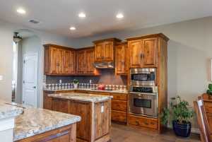 6102 Hallye Court (8)
