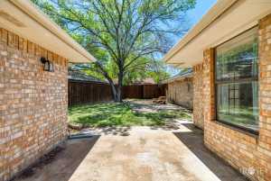 3413 Sequoia Circle (25)