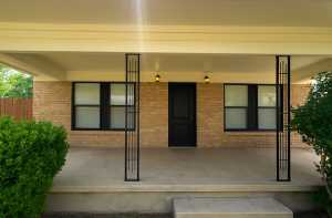 925 E 40th St (2)