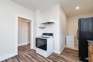 415 E Harris Ave (10)