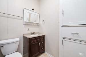 415 E Harris Ave (15)