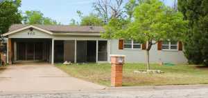 902 State Court Dr (2)