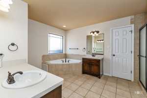 314 Burlington Rd (22)