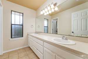 314 Burlington Rd (28)