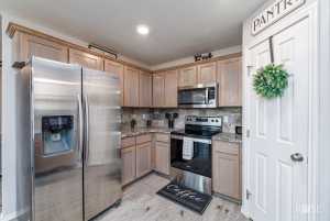 5033 Scarlet Oak Lane (10)