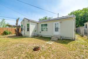 312 N Washington St (25)