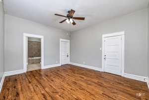 2 N Adams St (19)