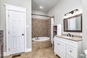 2 N Adams St (20)