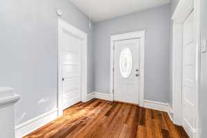 2 N Adams St (22)