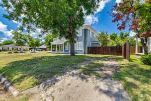 2 N Adams St (38)