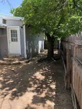 909 Howard Ave (10)