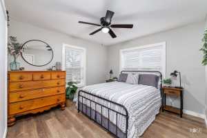 258 La Salle Dr (18)
