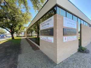 303 W Harris Ave