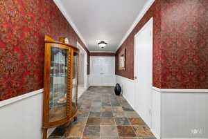 2305 Douglas Dr (22)