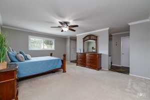 2305 Douglas Dr (27)