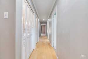 2305 Douglas Dr (33)