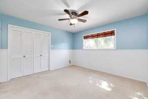 2305 Douglas Dr (34)