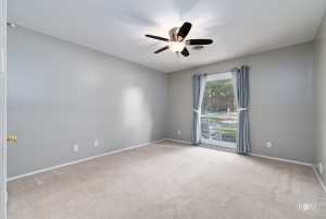 2305 Douglas Dr (38)