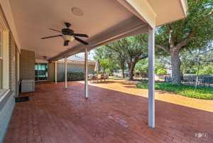 2305 Douglas Dr (41)