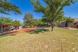 2305 Douglas Dr (51)