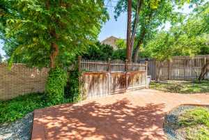 2305 Douglas Dr (53)