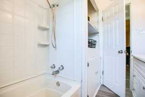 2305 Oxford Circle (21)