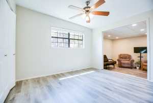 2305 Oxford Circle (23)