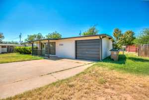 2305 Oxford Circle (8)