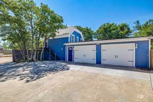 521 W Highland Blvd (21)