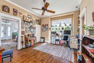 521 W Highland Blvd (26)