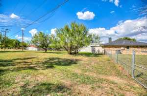 5213 Briarwood Dr (33)