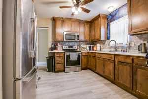 2319 Colorado St (9)