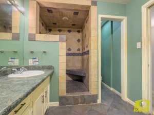 4221 River Bend Dr (28)