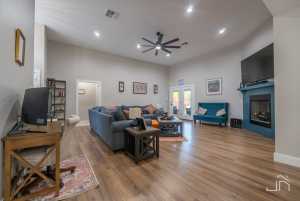 5318 Riviera Lane (10)