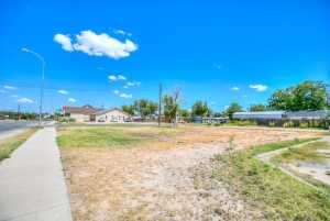 329 W Ave D