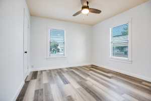 2627 Guadalupe St (22)