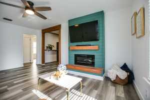 2627 Guadalupe St (11)