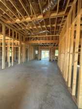 68 E 17th St (3)